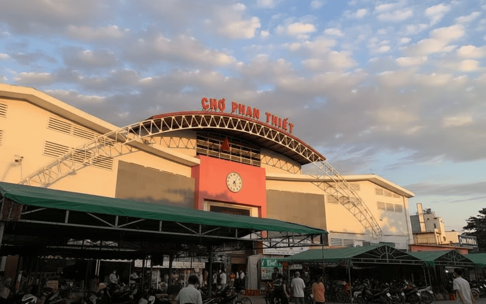 Khu chợ lâu đời có quy mô lớn nhất tại Phan Thiết